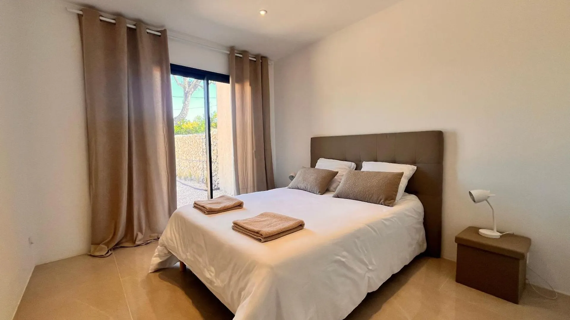 La Villa 239 Fréjus 0*,  Francja